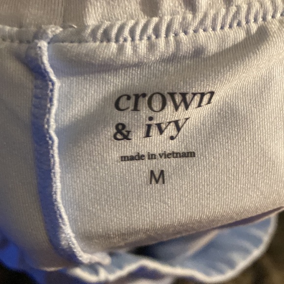 Light blue work out skirt dry fit just above the knee women’s medium - Picture 3 of 3